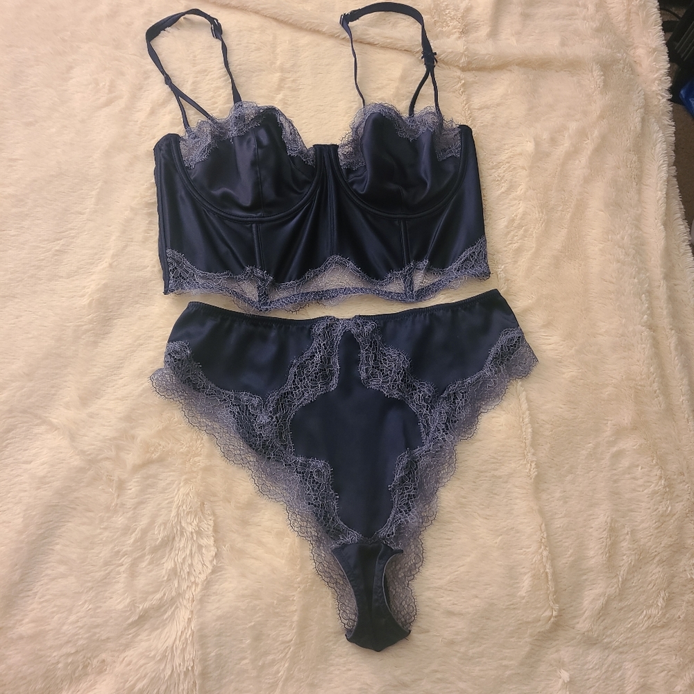 Victorias Secret lace balconette set